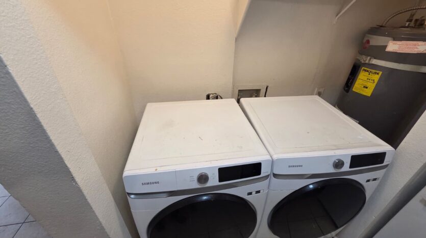 717 Covington Lane Apt. 2 - Las Vegas - Nevada - 2 bed, 1 bath rental property