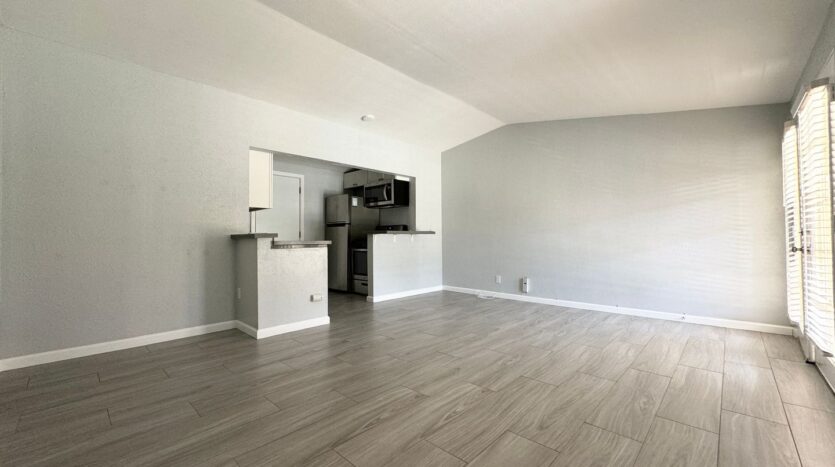 511 East Chuckwalla Rd - Unit 4  - Palm Springs - California - 1 bed, 1 bath rental property