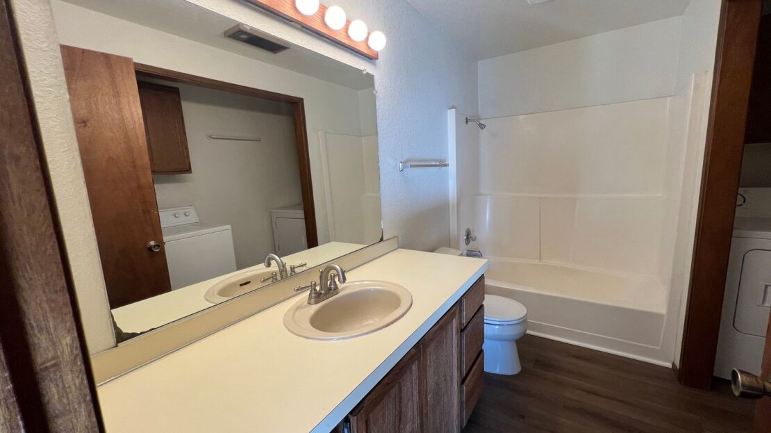 1411 G St. #A - Bellingham - Washington - 2 bed, 1 bath rental property