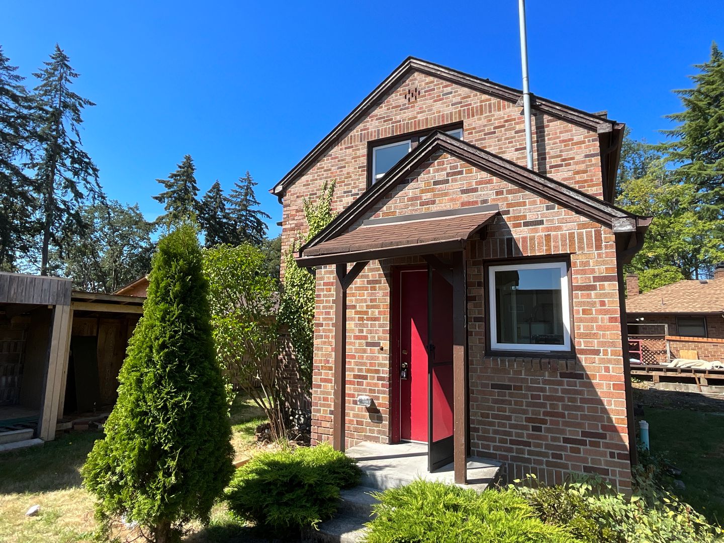 8312 Spruce St - Lakewood - Washington - 2 bed, 1 bath rental property