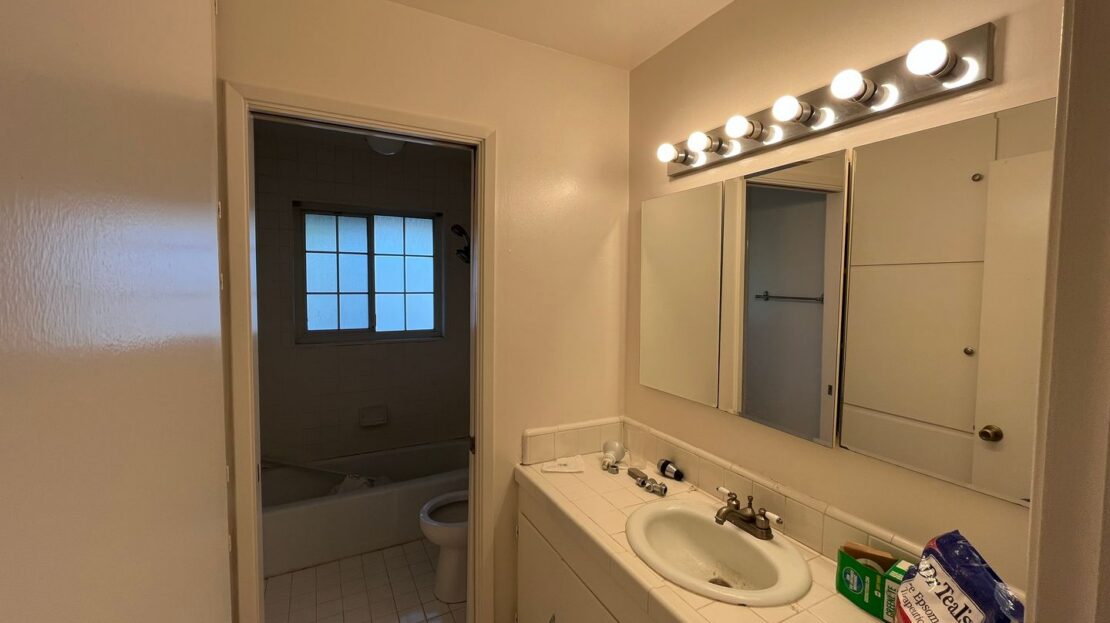 5104 Atlanta Way - Sacramento - California - 3 bed, 2 bath rental property