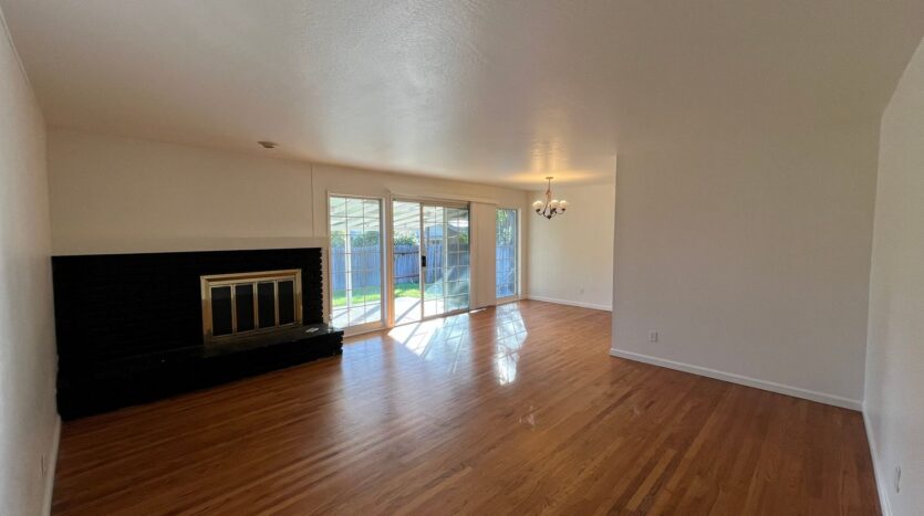5104 Atlanta Way - Sacramento - California - 3 bed, 2 bath rental property
