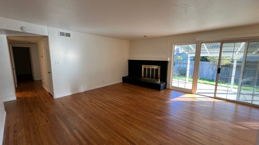 5104 Atlanta Way - Sacramento - California - 3 bed, 2 bath rental property