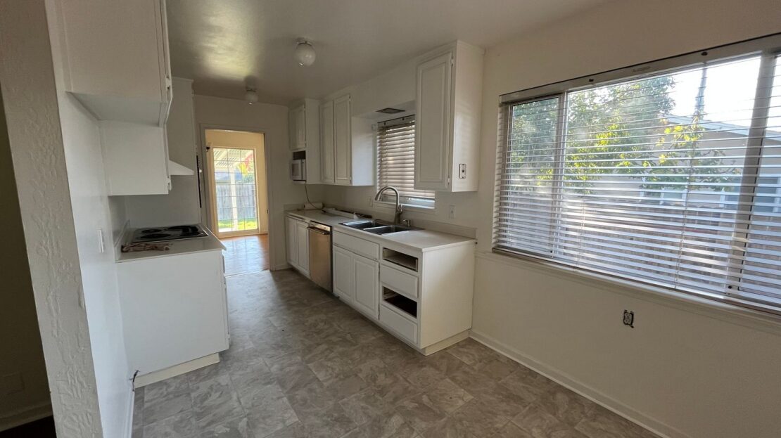 5104 Atlanta Way - Sacramento - California - 3 bed, 2 bath rental property