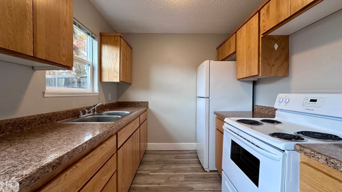 22900 NE Halsey St. - #02 - Fairview - Oregon - 2 bed, 1.5 bath rental property