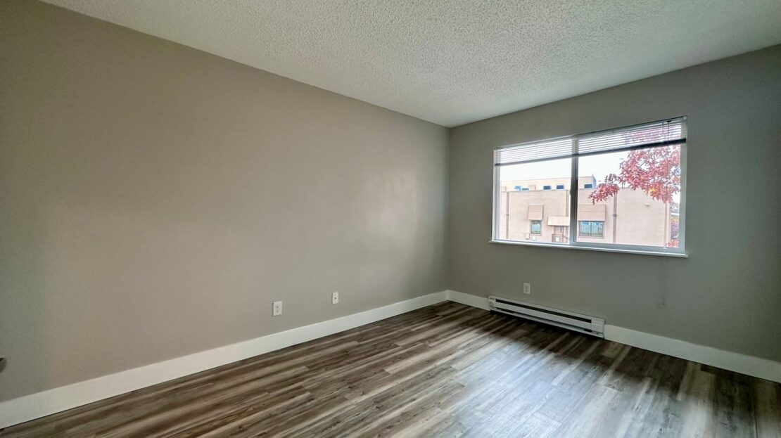 22900 NE Halsey St. - #02 - Fairview - Oregon - 2 bed, 1.5 bath rental property