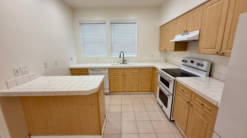 10545 SW Cougar Lane - Beaverton - Oregon - 3 bed, 3.5 bath rental property