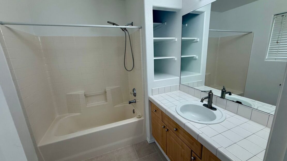 10545 SW Cougar Lane - Beaverton - Oregon - 3 bed, 3.5 bath rental property