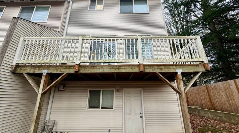 10545 SW Cougar Lane - Beaverton - Oregon - 3 bed, 3.5 bath rental property