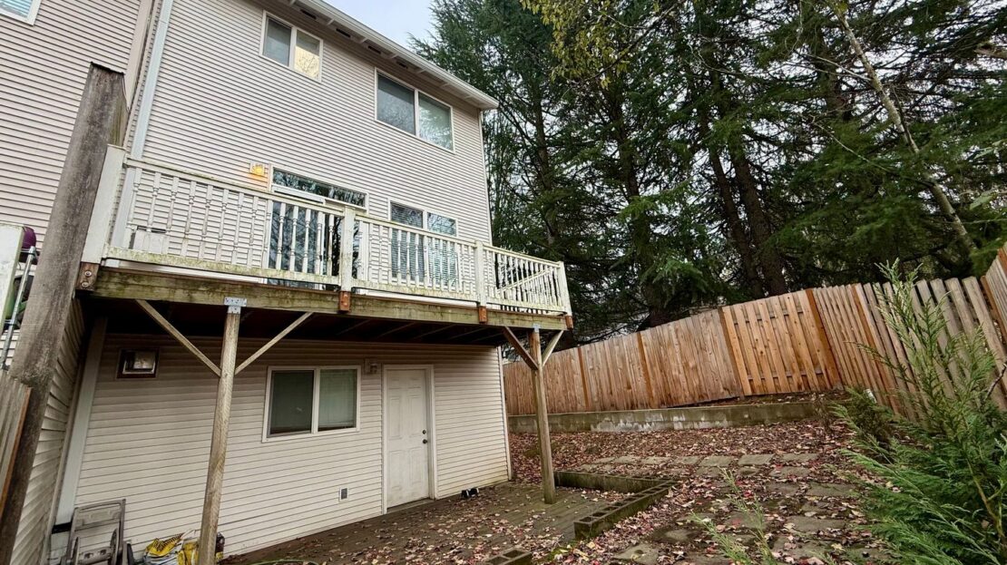 10545 SW Cougar Lane - Beaverton - Oregon - 3 bed, 3.5 bath rental property