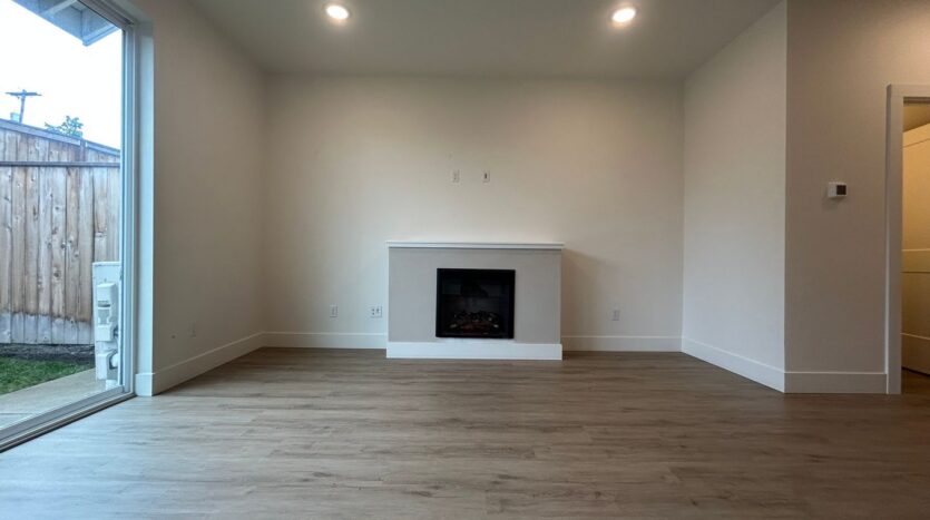 11015 NE 26th - Unit 11 - Vancouver - Washington - 3 bed, 2.5 bath rental property